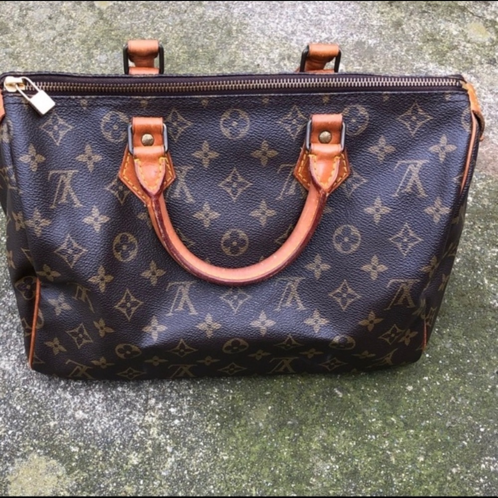 Authentic VINTAGE LV bag size 30